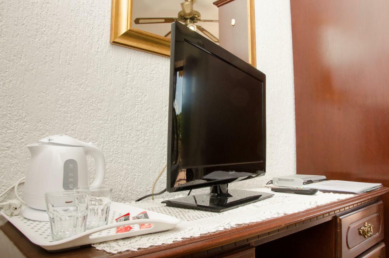 Guesthouse Ruza เซนญ์ ภายนอก รูปภาพ