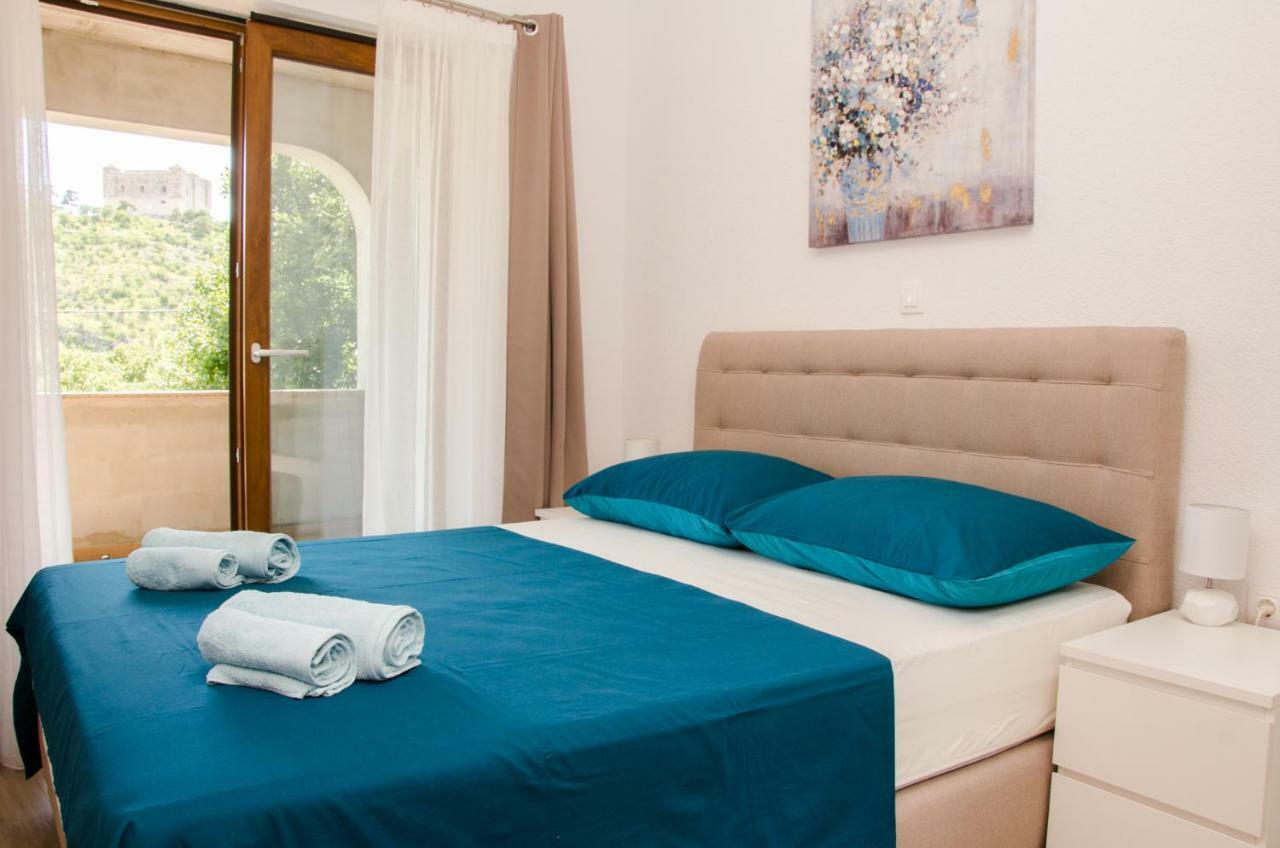 Guesthouse Ruza เซนญ์ ภายนอก รูปภาพ